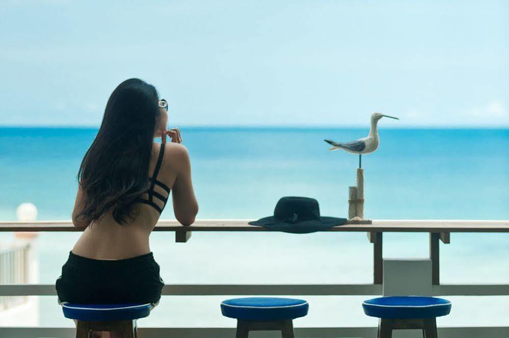 At Zea Hotel Patong Exteriör bild